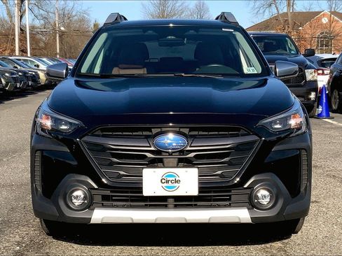 Certified 2023 Subaru Outback Touring XT image 3