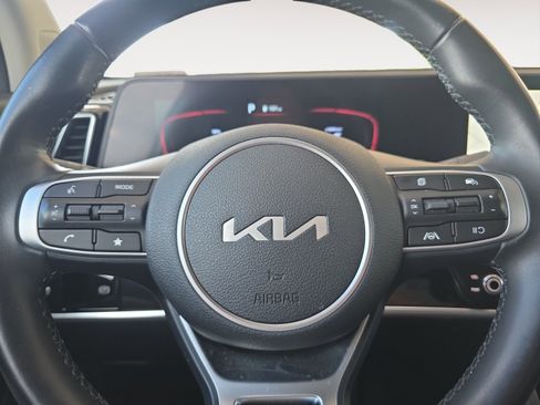 Certified 2023 Kia Sportage EX image 11
