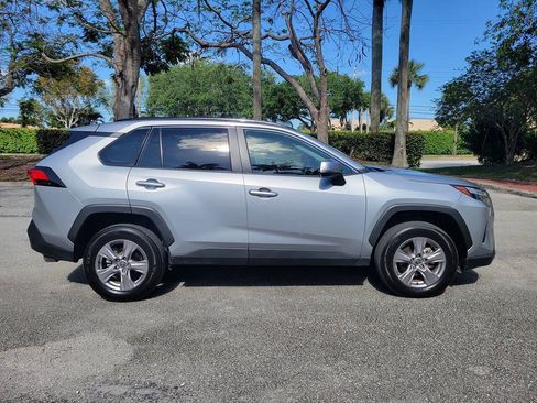 Used 2025 Toyota RAV4 XLE FWD image 8