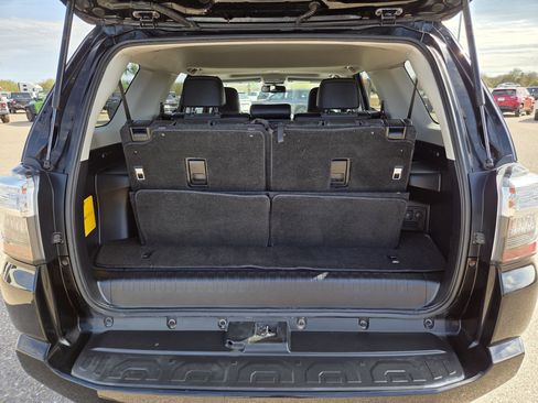Used 2019 Toyota 4Runner SR5 Premium image 26