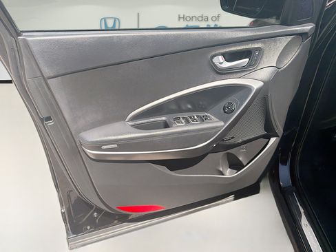 Used 2018 Hyundai Santa Fe Sport image 20