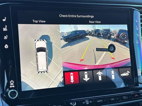 New 2026 Jeep Grand Wagoneer 4WD image 32