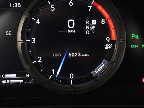 Used 2022 Lexus LC 500 Coupe w/ Sport Package RWD image 22