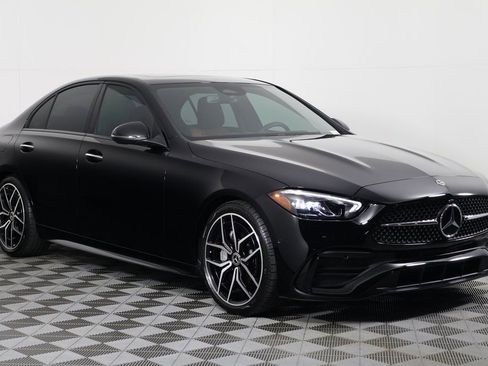 Used 2024 Mercedes-Benz C 300 4MATIC Sedan image 3