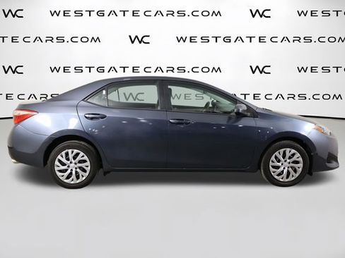 Used 2019 Toyota Corolla LE image 40