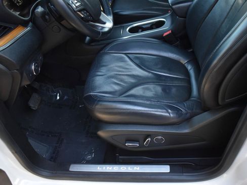 Used 2019 Lincoln MKC Reserve w/ MKC Climate Package image 31