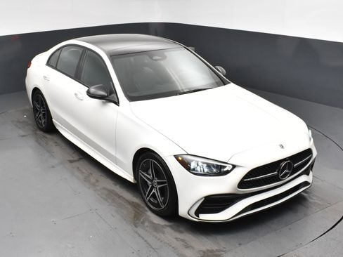 Used 2022 Mercedes-Benz C 300 4MATIC Sedan w/ AMG Line w/ Night Package image 19