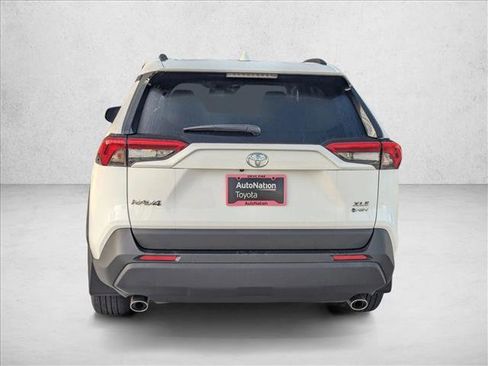 New 2025 Toyota RAV4 XLE image 7