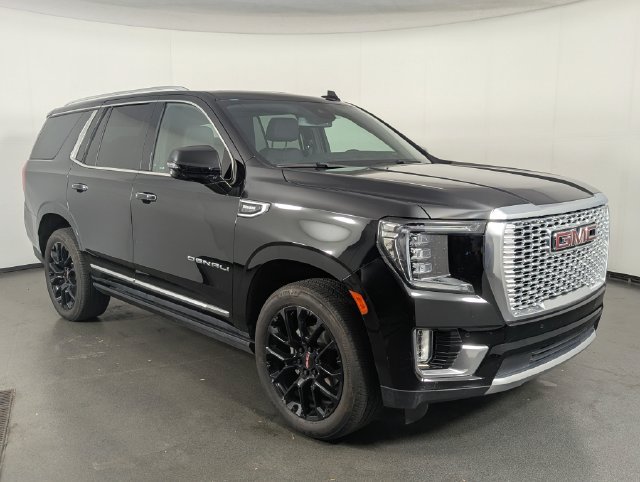 Used 2024 GMC Yukon Denali AWD/4WD image 2