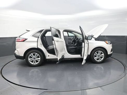 Used 2019 Ford Edge SEL w/ Equipment Group 201A AWD/4WD image 39