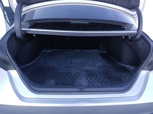 Used 2022 Toyota Avalon XSE image 13