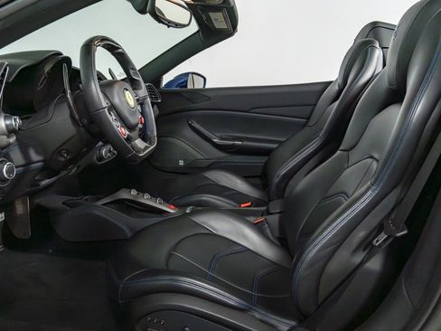Used 2019 Ferrari 488 Spider image 28