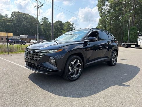 Certified 2023 Hyundai Tucson Limited AWD/4WD image 2