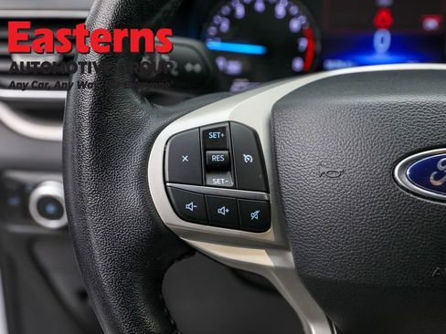 Used 2023 Ford Explorer XLT w/ Equipment Group 202A image 15