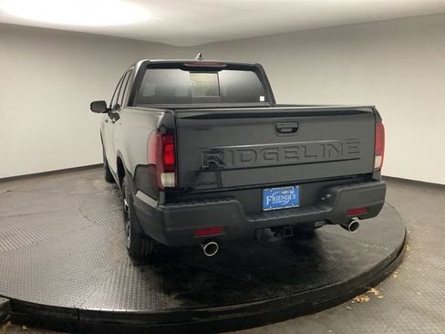 New 2026 Honda Ridgeline Black Edition image 5