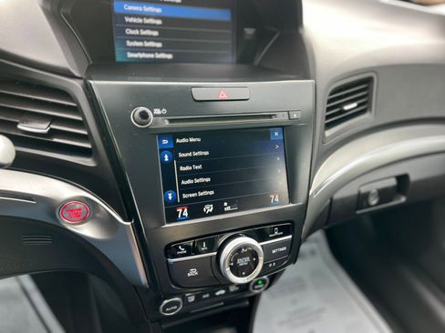 Used 2019 Acura ILX Sedan w/Premium Pkg image 21