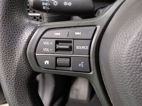 Used 2023 Honda HR-V LX image 24