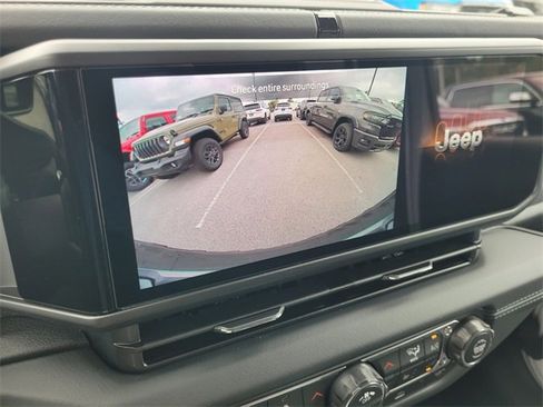 New 2026 Jeep Wrangler Unlimited Rubicon image 34