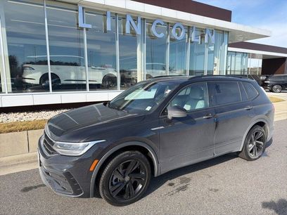 Used 2024 Volkswagen Tiguan SE R-Line