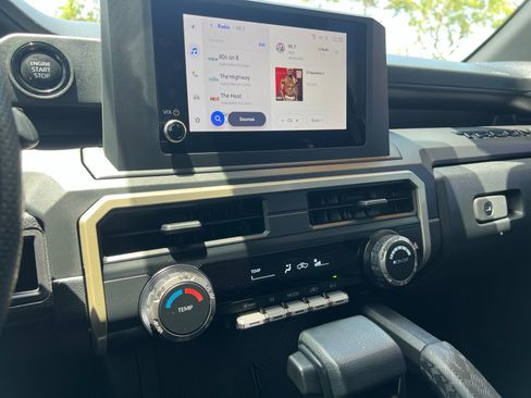 Used 2024 Toyota Tacoma SR RWD image 29