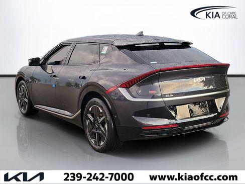 New 2026 Kia EV6 Wind RWD image 4