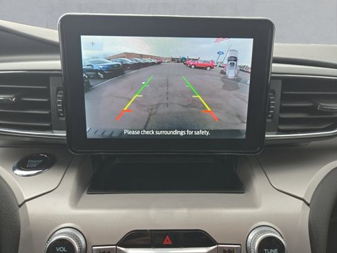 Certified 2023 Ford Explorer XLT w/ Equipment Group 202A image 19