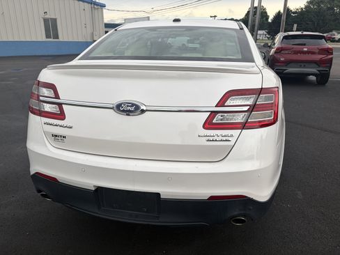Used 2015 Ford Taurus Limited FWD image 4