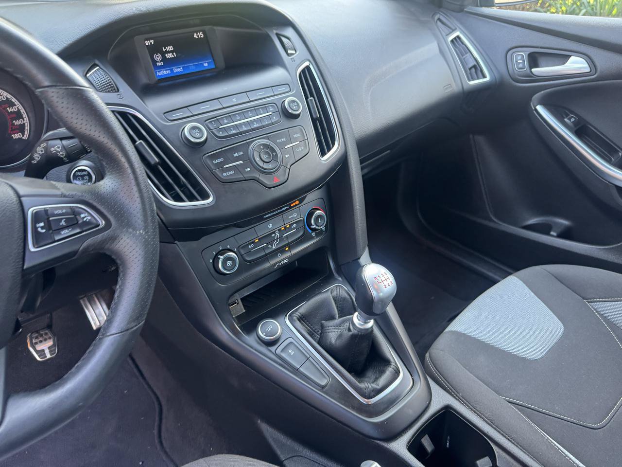 Used 2018 Ford Focus ST FWD image 9