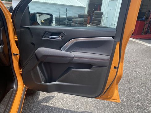 New 2025 Chevrolet Colorado Z71 w/ Technology Package image 11