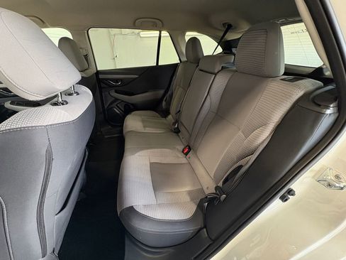 Used 2024 Subaru Outback Premium AWD/4WD image 21