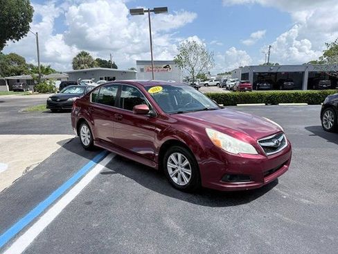 Used 2012 Subaru Legacy 2.5i Premium w/ All-Weather Pkg AWD/4WD image 2
