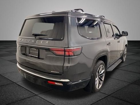 Used 2022 Jeep Wagoneer Series II w/ Premium Group I AWD/4WD image 6