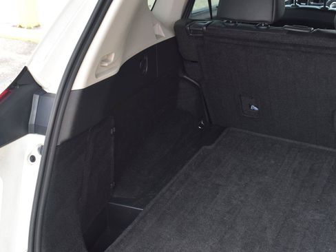 Used 2021 Nissan Rogue SV w/ Premium Package FWD image 53