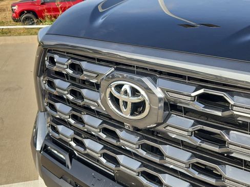 Used 2024 Toyota Tundra Platinum image 9