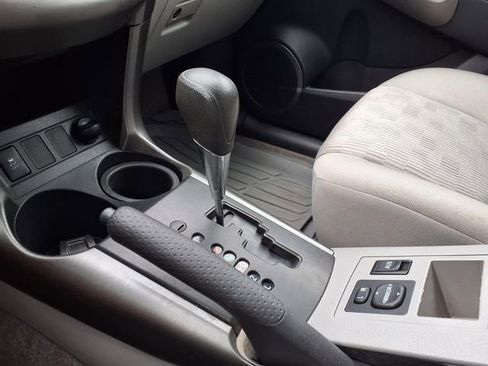 Used 2009 Toyota RAV4 2WD image 13