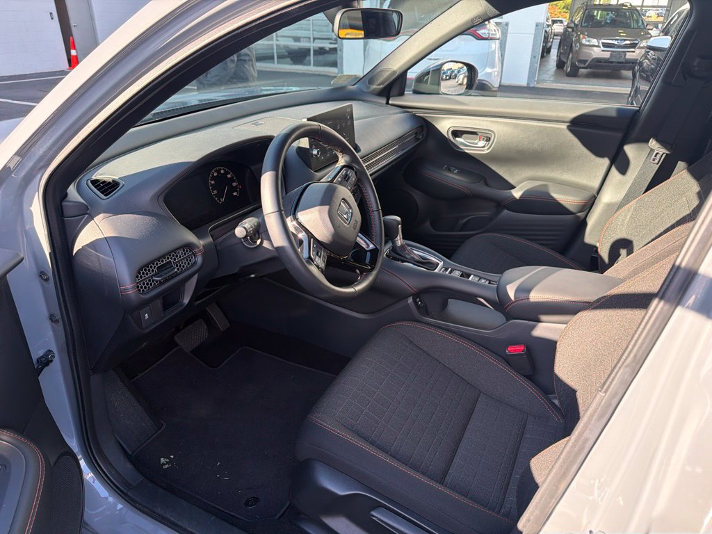 Used 2026 Honda HR-V Sport image 4