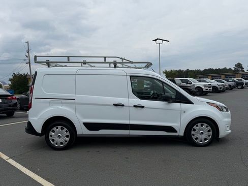 Used 2022 Ford Transit Connect XLT FWD image 2