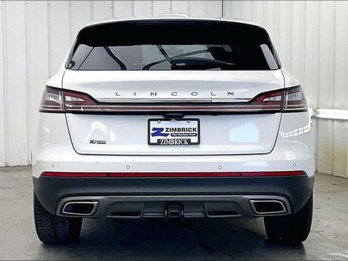 Used 2022 Lincoln Nautilus Reserve w/ Equipment Group 201A AWD/4WD image 4