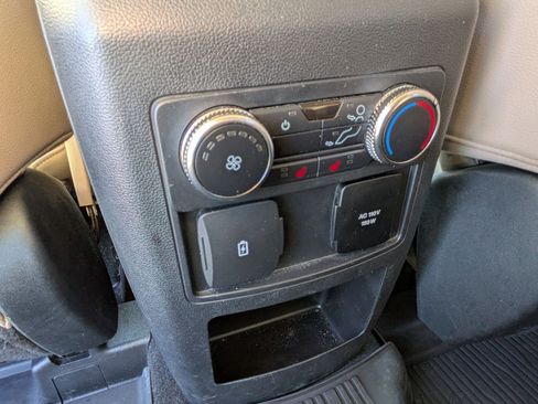 Used 2021 Ford Explorer Limited w/ Equipment Group 301A image 29