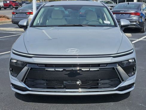 Used 2025 Hyundai Sonata SEL image 2