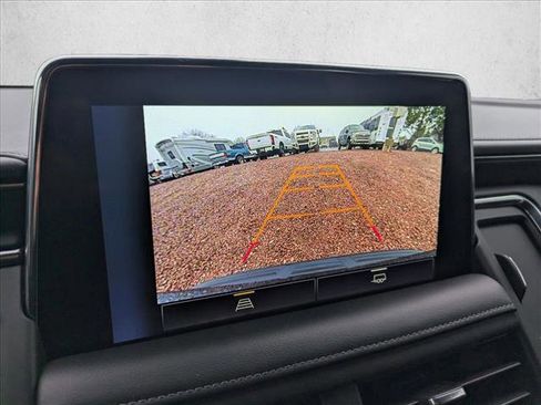 Used 2022 Chevrolet Tahoe LT AWD/4WD image 13