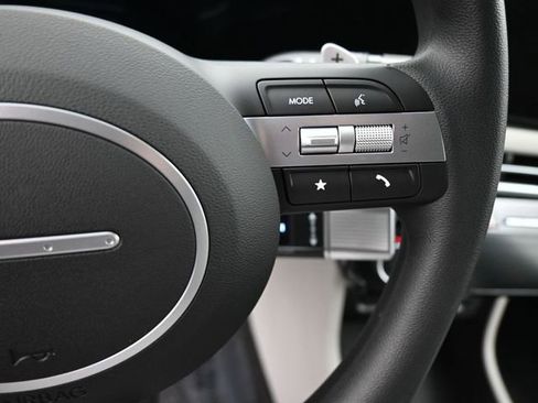 New 2026 Hyundai Tucson SEL image 18