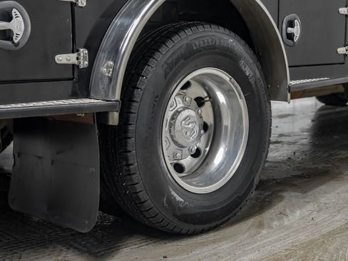 Used 2019 RAM 3500 Tradesman image 61