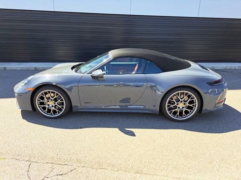 Used 2026 Porsche 911 Carrera image 2