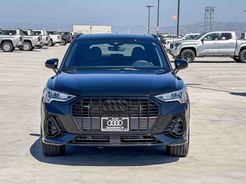 Used 2025 Audi Q3 2.0T Premium w/ Convenience Package AWD/4WD image 2