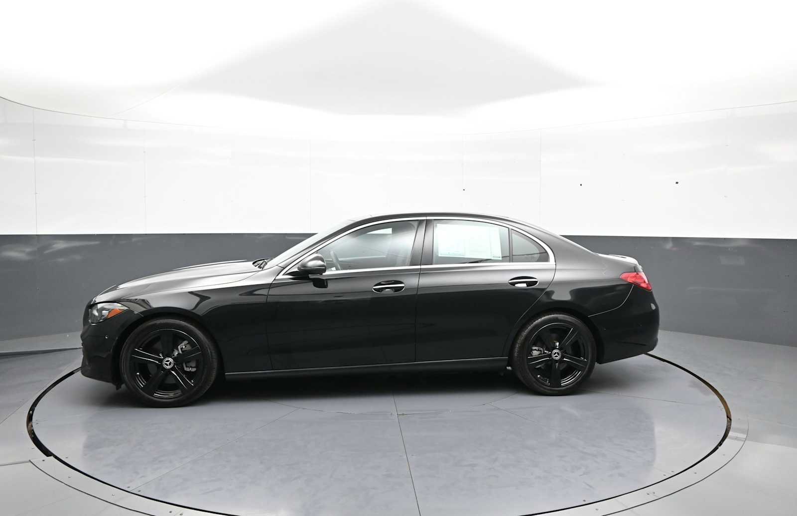 Used 2024 Mercedes-Benz C 300 4MATIC Sedan image 8