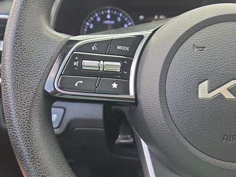 Used 2023 Kia Forte LXS w/ LXS Technology Package FWD image 23