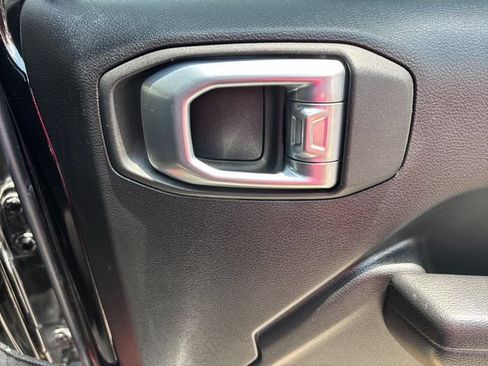 Used 2021 Jeep Gladiator Mojave w/ LED Lighting Group AWD/4WD image 51