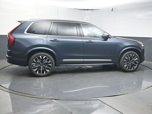 New 2026 Volvo XC90 T8 Ultra w/ Protection Package Premier image 8