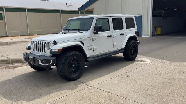 Used 2019 Jeep Wrangler Unlimited Sahara AWD/4WD image 4